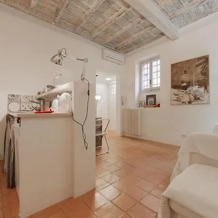 Gonfalone - Near Piazza Navona Appartement Rome