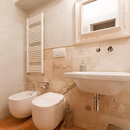 Appartement Gonfalone - Near Piazza Navona Rome